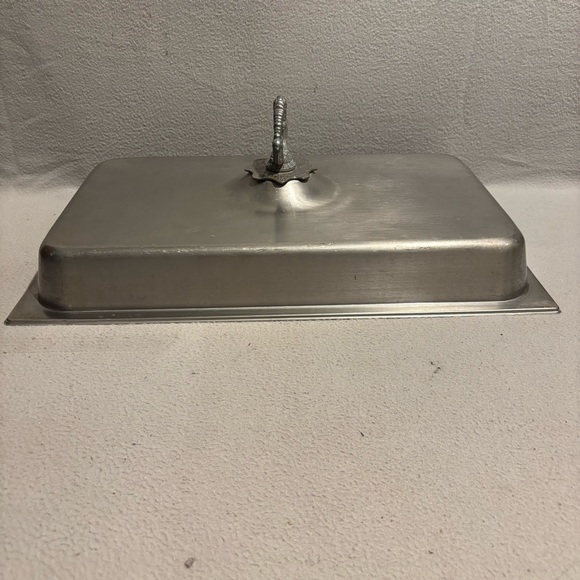 Unbranded Vtg. Silver Rectangular Chafer Cover Lid w/elegant round rose handle - Picture 2 of 5